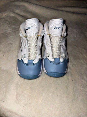 Reebok Question Mid Kids Sneakers Blue & White Size 8K